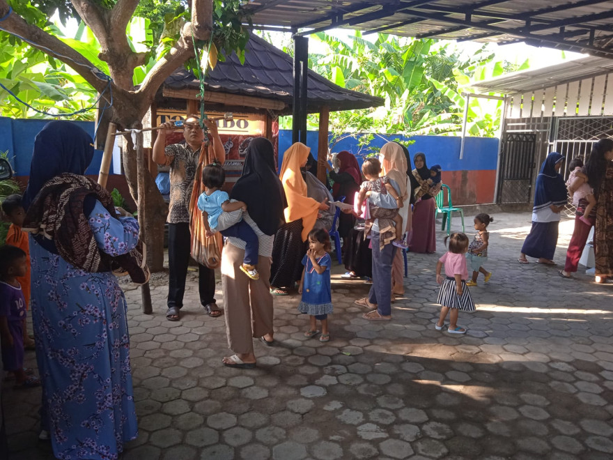 Album : KEGIATAN POSYANDU DI GEGURUN